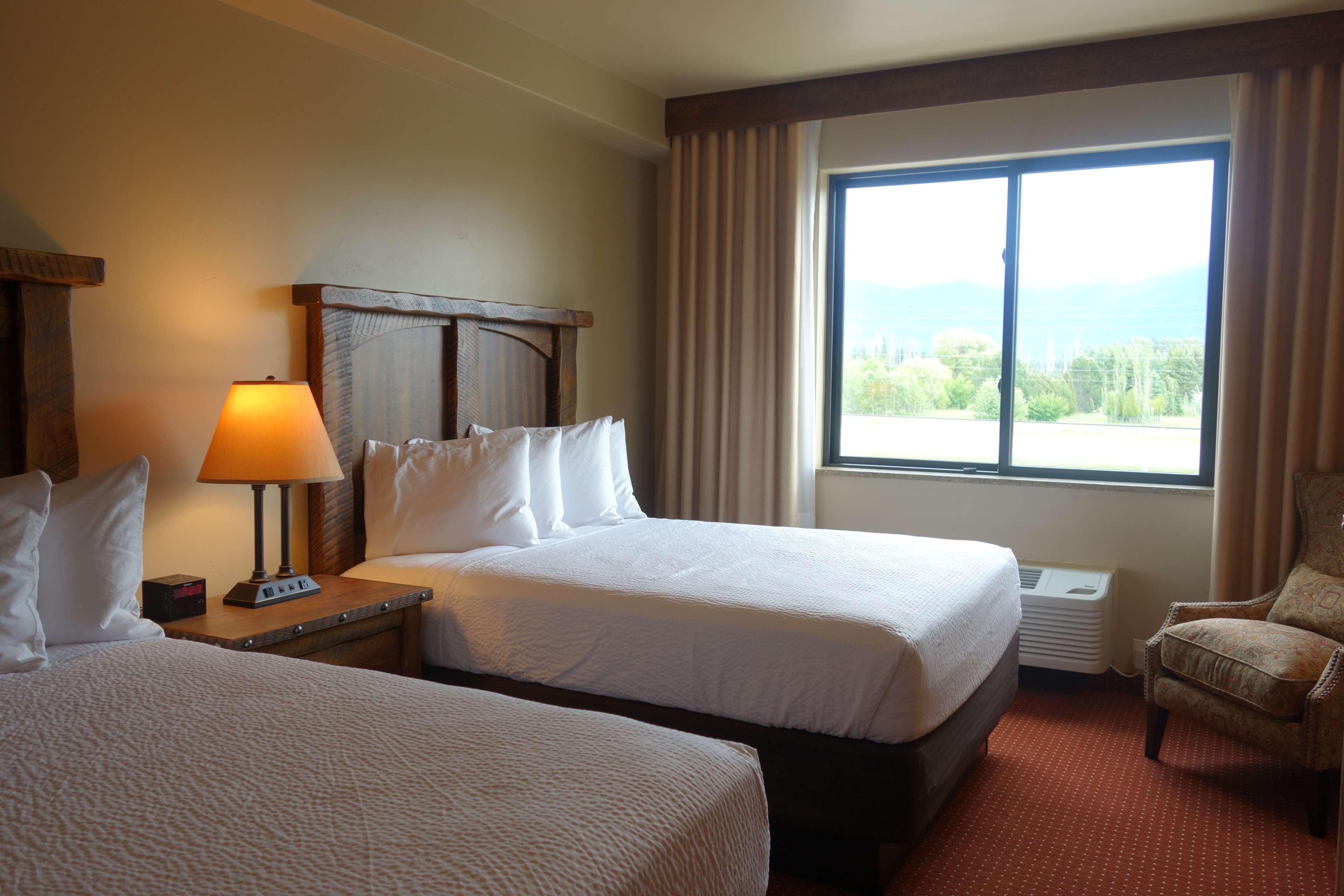 Glacier International Lodge カリスペル エクステリア 写真