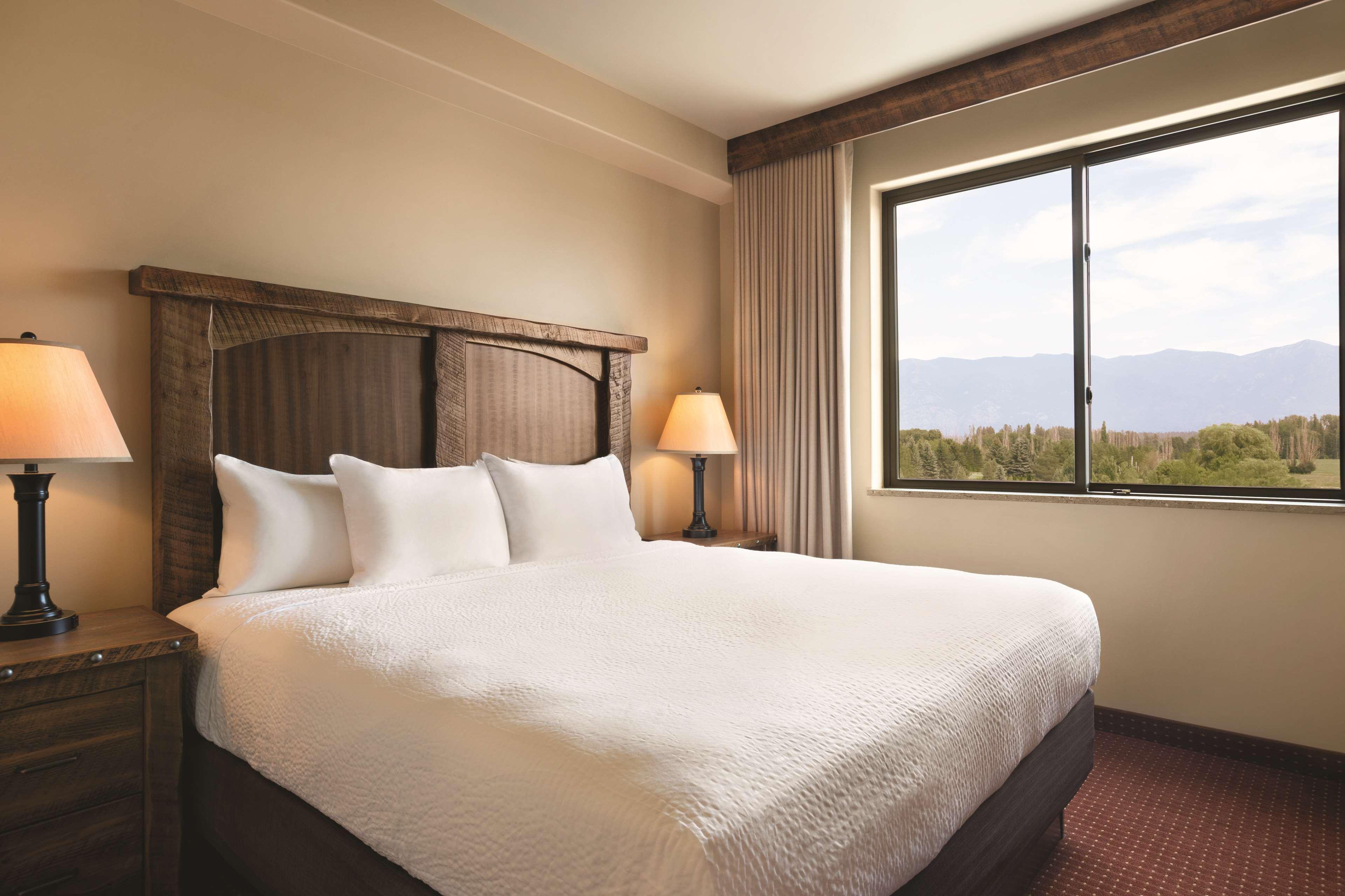 Glacier International Lodge カリスペル エクステリア 写真