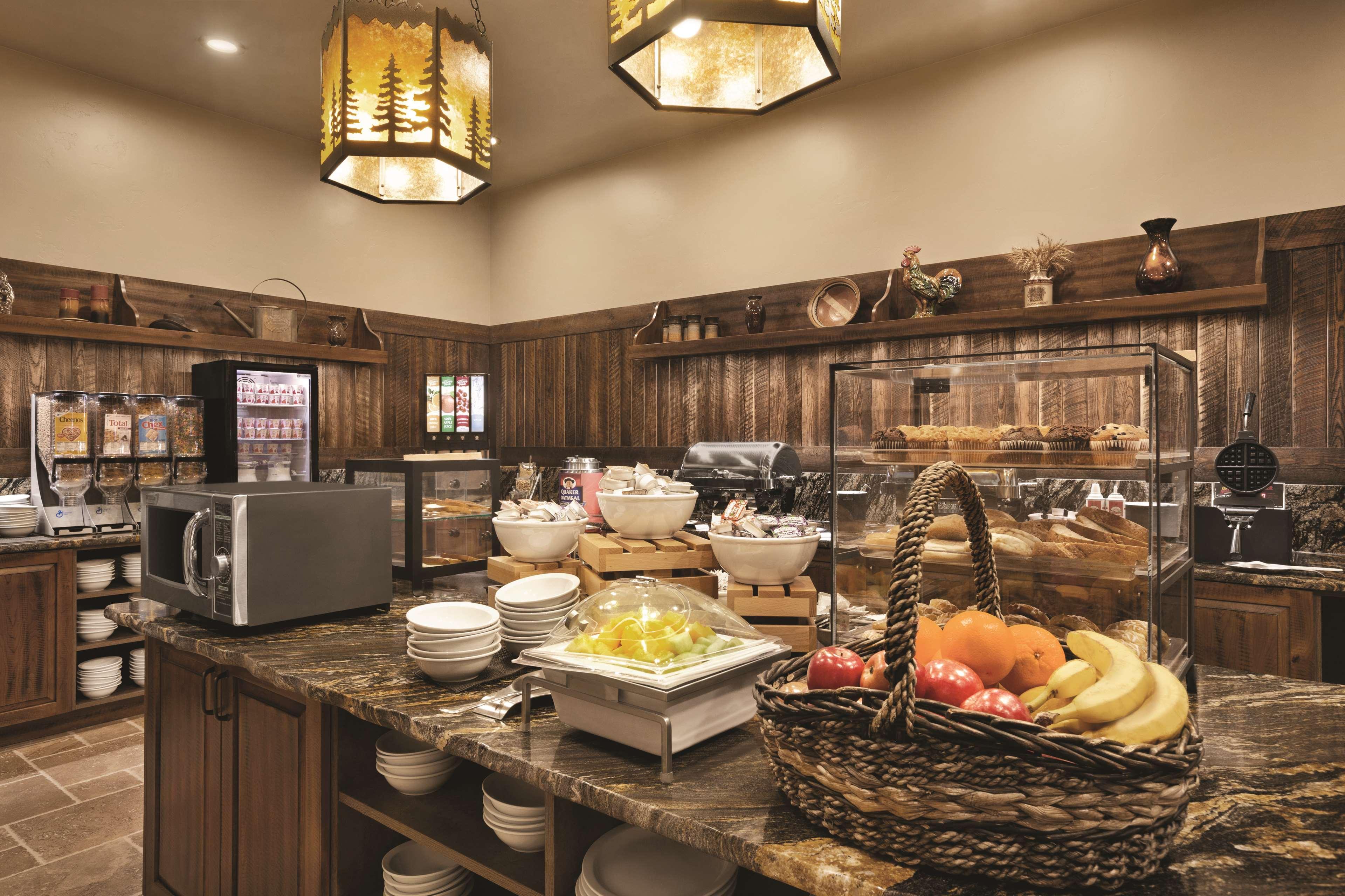 Glacier International Lodge カリスペル エクステリア 写真