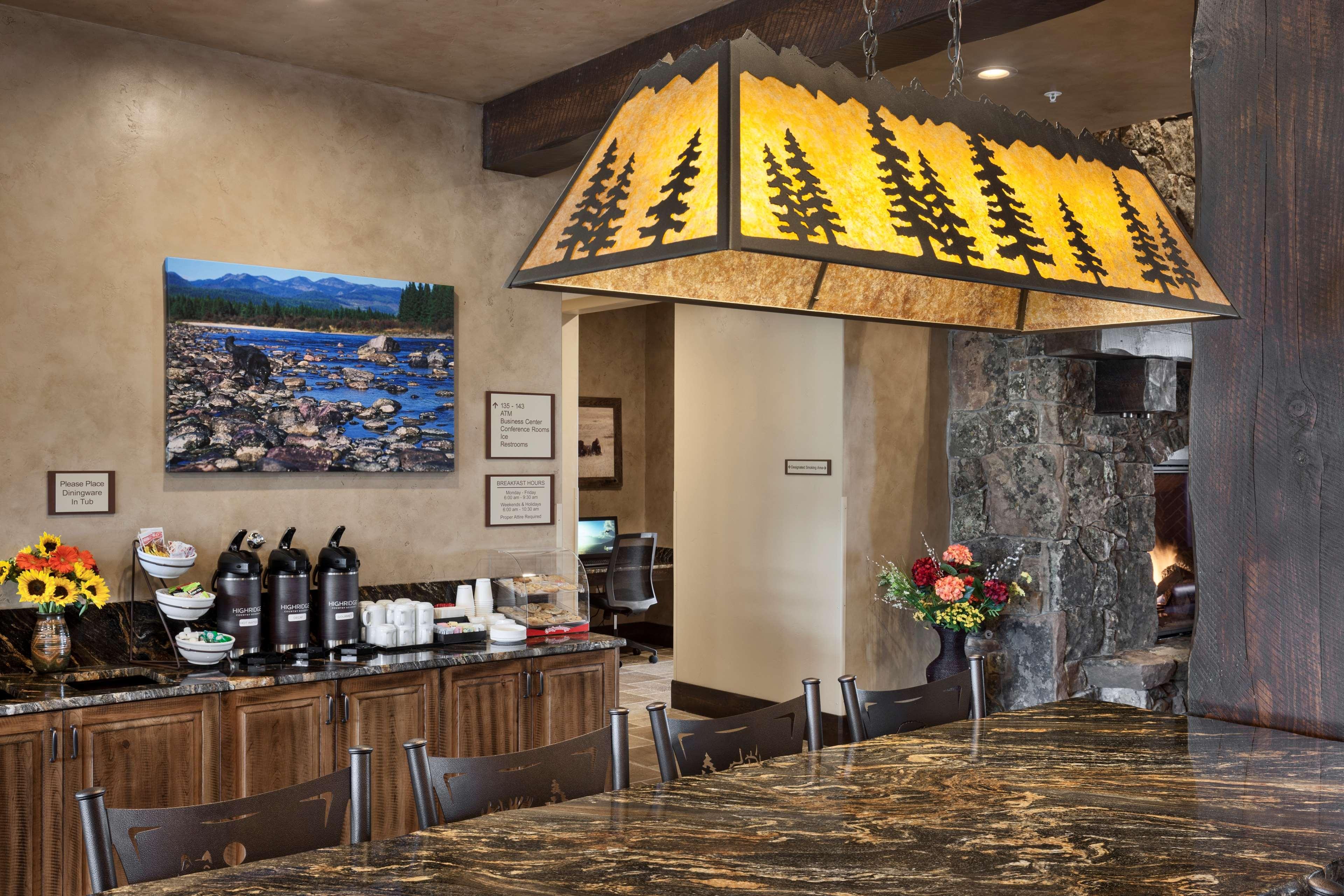Glacier International Lodge カリスペル エクステリア 写真