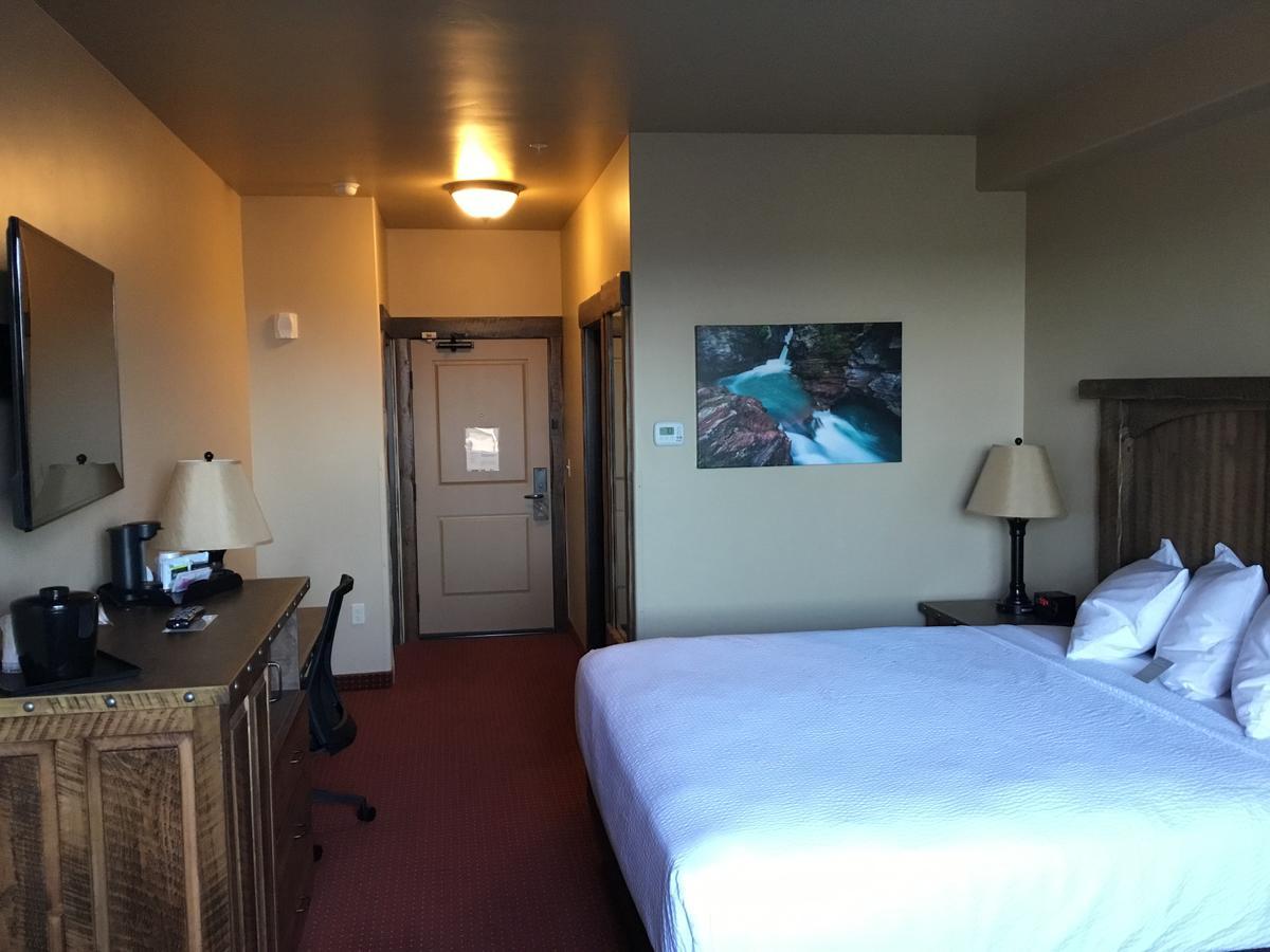 Glacier International Lodge カリスペル エクステリア 写真